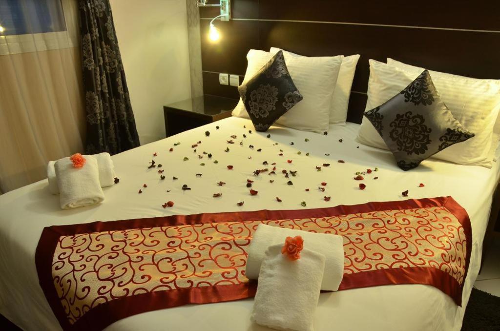 Hotel Al Akha Sidi Harazem Kültér fotó