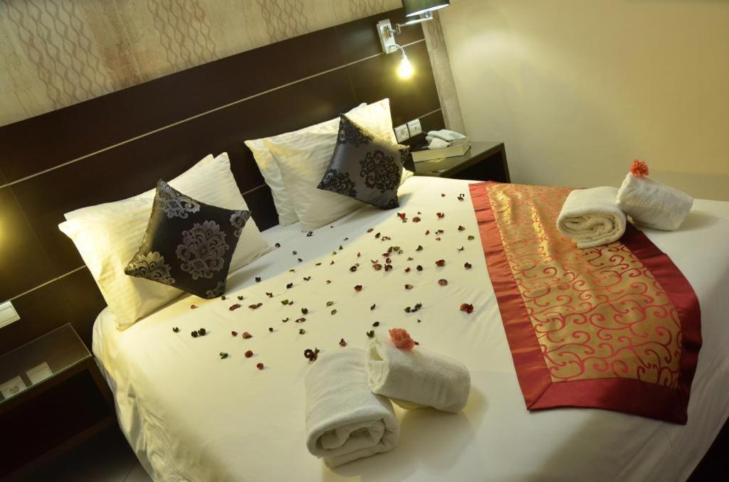 Hotel Al Akha Sidi Harazem Kültér fotó